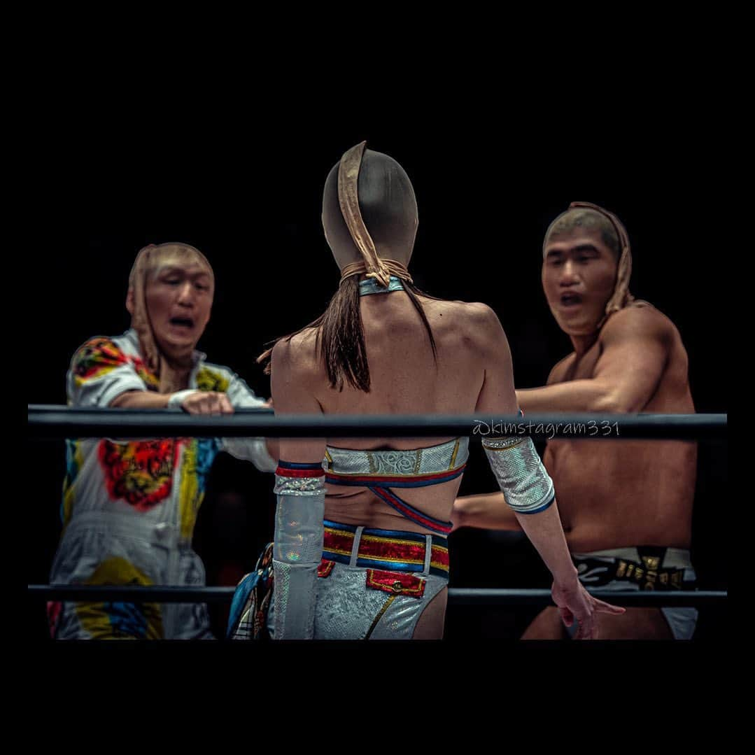 株式会社DDTプロレスリングさんのインスタグラム写真 - (株式会社DDTプロレスリングInstagram)「#DDTプロレス私の推し選手  第4回 #赤井沙希 選手🌹  📷by @kimstagram331   #ddtpro #ddtprowrestling #cyberfight #wrestleuniverse #prowrestler #prowrestling #DDTプロレスリング #プロレス #プロレスラー」10月18日 19時43分 - ddt_prowrestling