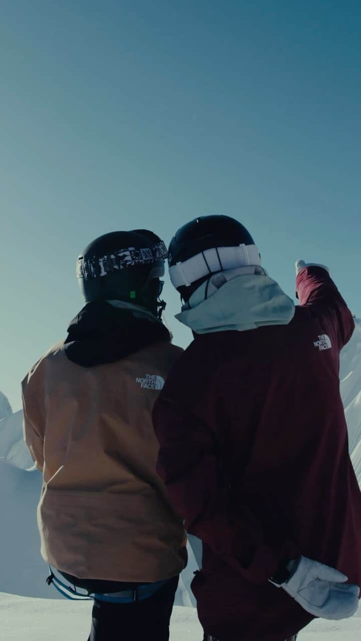 ザ・ノースフェイスのインスタグラム：「Coming soon: Giant Beasts, Tiny People.  Follow snowboarders @bigairmare and @taylorgodber as they step out of their comfort zone on some of the biggest lines in Alaska. Watch the full film on 10.26.」