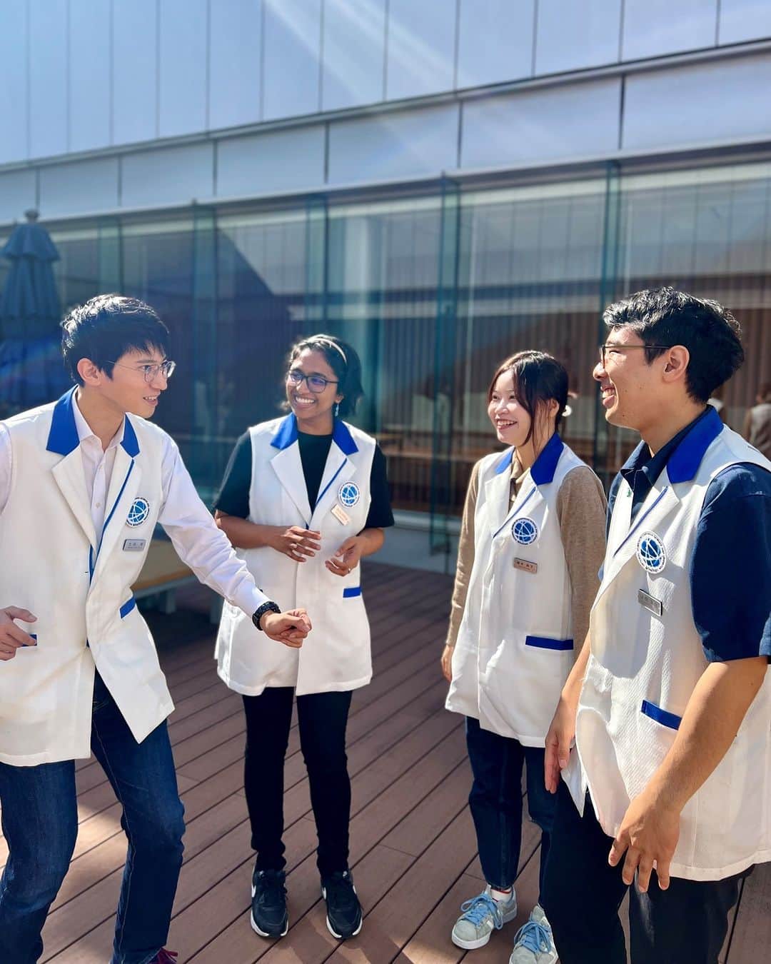 Miraikan, 日本科学未来館さんのインスタグラム写真 - (Miraikan, 日本科学未来館Instagram)「【未来をつくる新たな仲間を募集中📢】 2024年4月入職の #科学コミュニケーター を募集しています🧪 先端の科学技術をテーマに、来館者との対話、展示・アクティビティの開発や運用を担います。一人ひとりが未来を思い描き、さまざまなステークホルダーと一緒に未来をつくるミュージアム、未来館 を一緒につくりませんか☺   応募は11/1(水)まで！ ※詳細は未来館HP(@miraikan)をご覧ください！ https://www.miraikan.jst.go.jp/aboutus/recruitment/sc_20231005/  #miraikan #未来館 #日本科学未来館 #科学館 #東京テレポート #お台場 #ミュージアム #博物館巡り #博物館 #sciencemuseum #museum  #odaibatokyo #TokyoMuseum  #科学コミュニケーター #sciencecommunicator #科学コミュニケーション #sciencecommunication #サイエンスコミュニケーター #科学 #学芸員 #キュレーター」10月18日 20時00分 - miraikan
