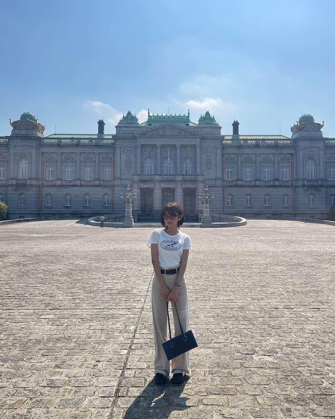 板倉可奈さんのインスタグラム写真 - (板倉可奈Instagram)「迎賓館行ってきました🏰  各部屋のこだわりが凄すぎて、 色々見て知れて楽しかったよ＾＾  いつかアフタヌーンティーも行ってみたいなぁ♡  #kanacolor #迎賓館  #迎賓館赤坂離宮」10月18日 20時00分 - kn.sii.i