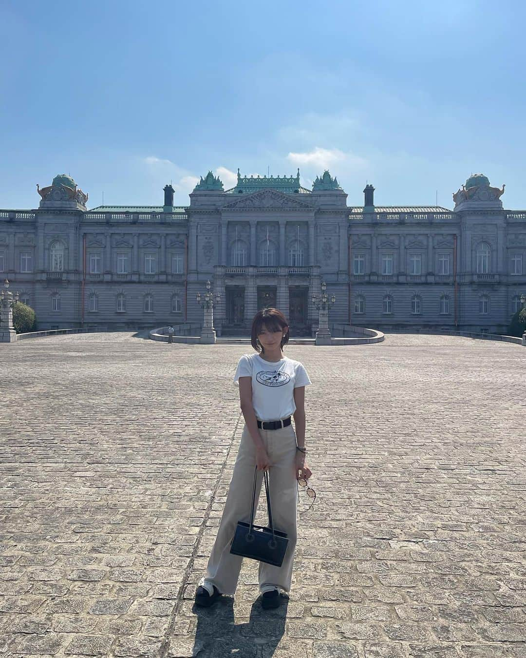 板倉可奈さんのインスタグラム写真 - (板倉可奈Instagram)「迎賓館行ってきました🏰  各部屋のこだわりが凄すぎて、 色々見て知れて楽しかったよ＾＾  いつかアフタヌーンティーも行ってみたいなぁ♡  #kanacolor #迎賓館  #迎賓館赤坂離宮」10月18日 20時00分 - kn.sii.i