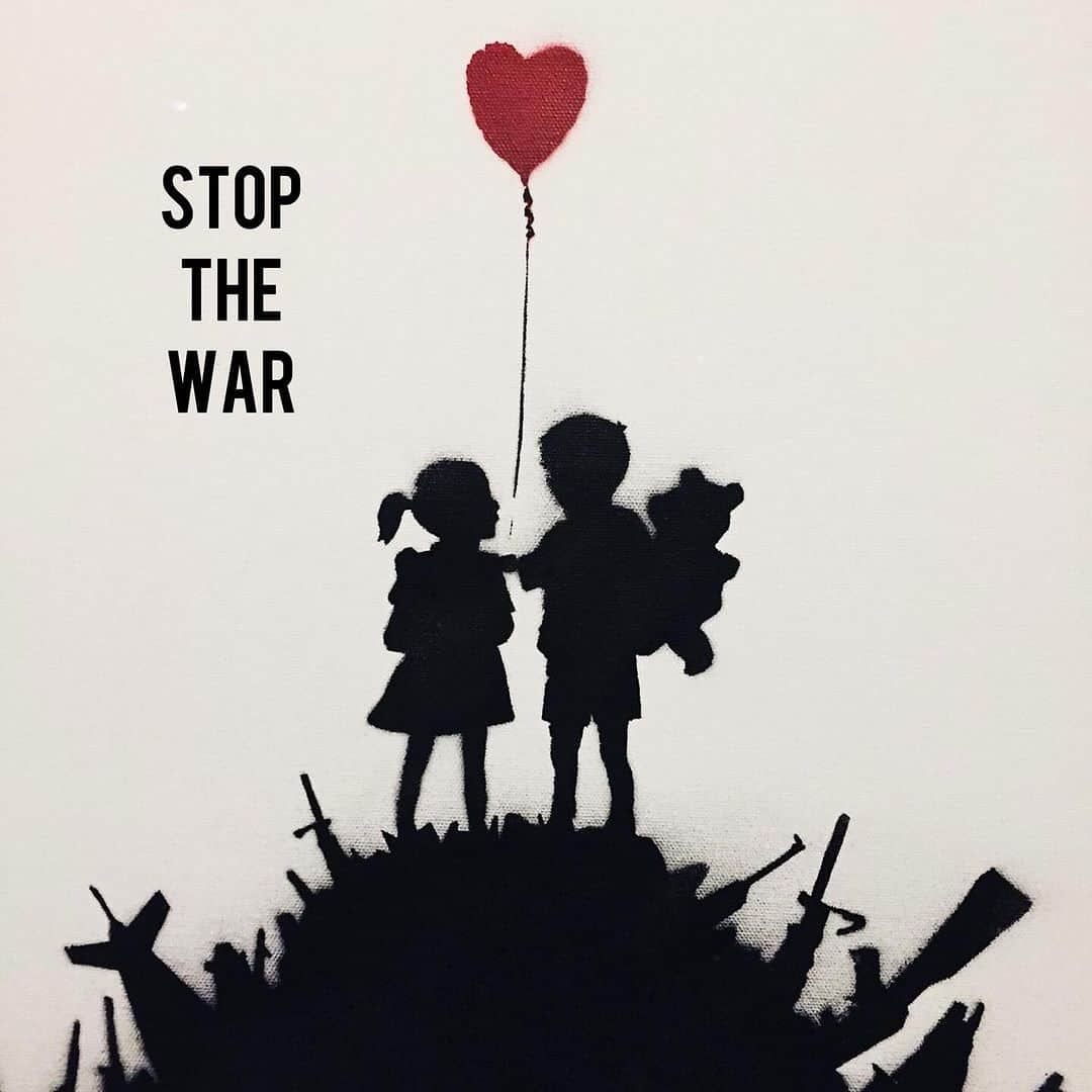ヤーラのインスタグラム：「STOP THE WAR.   يا رب رحمتك 🙏🏻  #غزة #فلسطين」