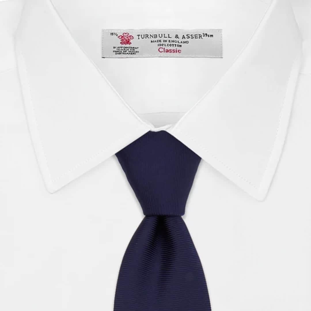 ターンブル&アッサーのインスタグラム：「The shirt and tie are an iconic pairing with endless possibilities and styles. From the cravat, bowtie, and classic tie, which combination is your top choice⁠ ⁠ #TurnbullandAsser」