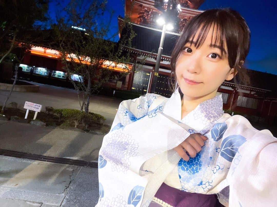 安齋由香里さんのインスタグラム写真 - (安齋由香里Instagram)「2023/10/18 Xの写真と少し被るけど せっかく利冴が沢山撮ってくれたので浴衣の写真です。 自撮りも少しだけ。  あっという間に夏が過ぎましたね。 今年もあと2ヶ月。 将来の自分のためになる2ヶ月にしたいな。  数年ぶりに自分の浴衣着れて嬉しかった！ 来年また着れるといいな。」10月18日 20時25分 - yukari_anzai_1231