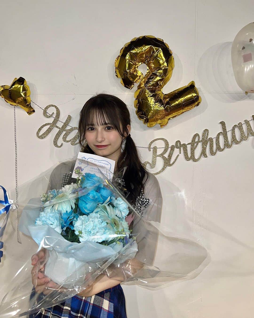 永久ハンナのインスタグラム：「トークイベントの時に ファンの方からいただいたの🥹🌼  ベビクレ2歳になったよ👶🏻🖍  いつもありがとう。‼︎」