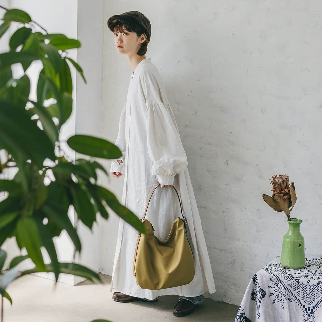 merさんのインスタグラム写真 - (merInstagram)「今回は村濱遥ちゃんの秋の私服コーデをご紹介🍁 コーデの詳細はmer webで ...