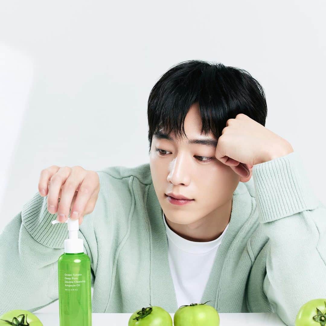 ソ・ガンジュンのインスタグラム：「성분에디터 🍏🍅」