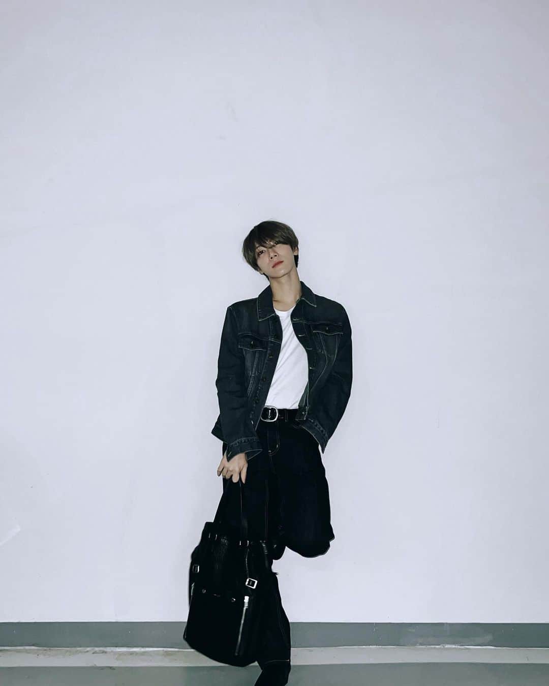 テン（TEN）のインスタグラム：「@ysl 🖤」