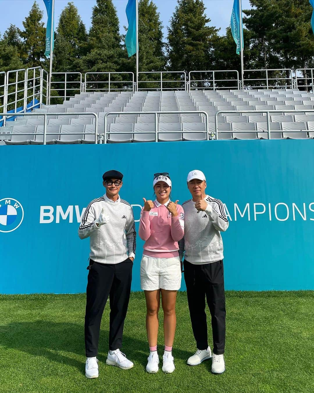 ペ・ジョンナムのインスタグラム：「이정은6와 함께 bmw ladies championship 프로암😃⛳️🏌🏻‍♂️🥳🥳🥳 씩스 화이팅!!🏌️‍♀️👏👏👏 @bmw_korea @__________6ix @adidasgolf @lpga_korea #bmwladies #adidasgolf」