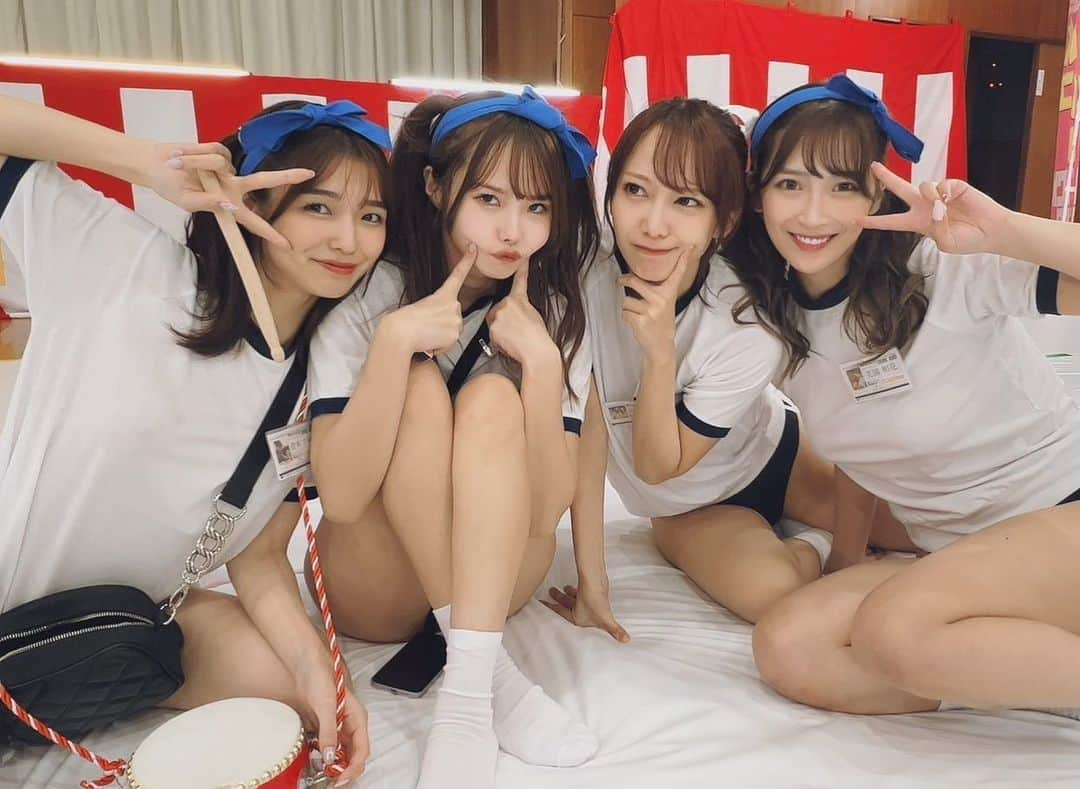 弥生みづきのインスタグラム：「4人で男の子責めてるとき笑いすぎて息できなかった😌  おもしろくて優しくてえろくてかわいい皆にまた会いたい😌」