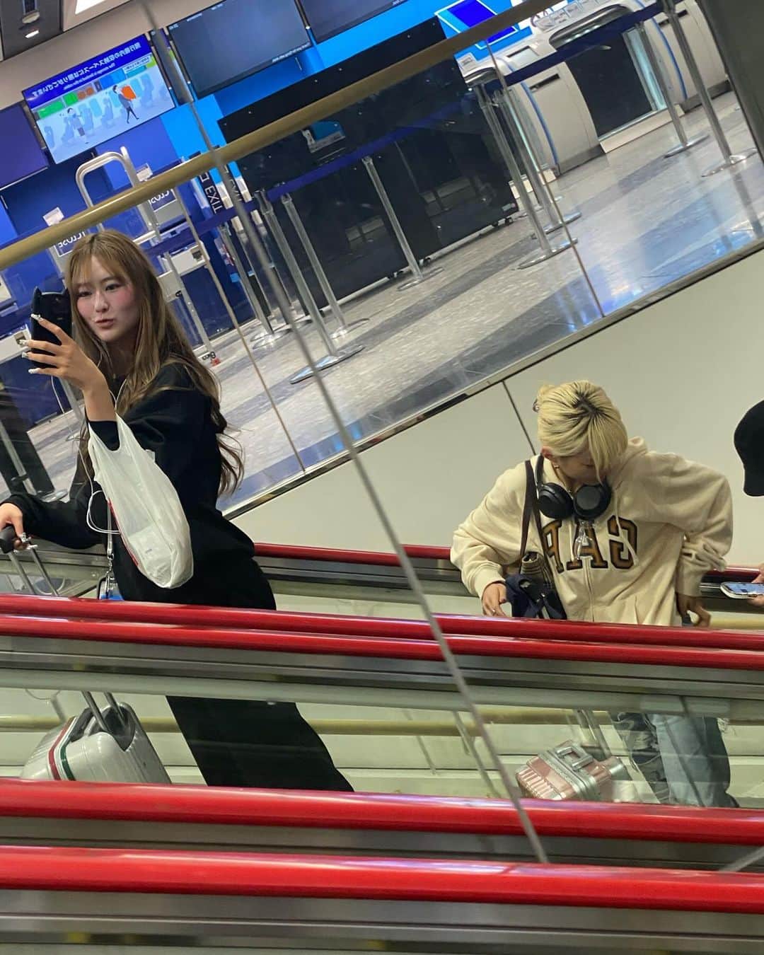 隅谷百花さんのインスタグラム写真 - (隅谷百花Instagram)「:) 思い出 #memories #bottoms #shopping」10月18日 22時10分 - girls2_momodatteba_official