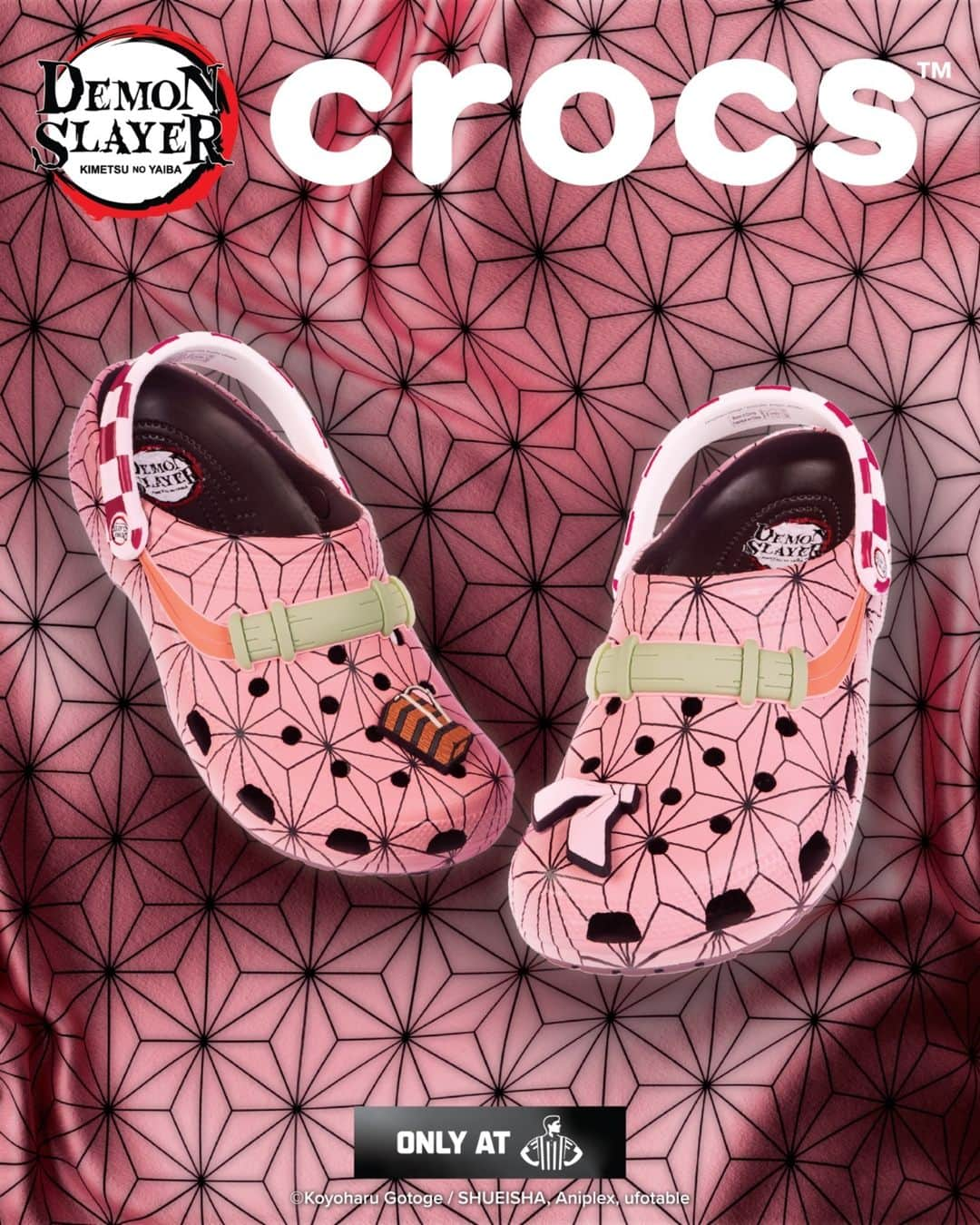 Foot Lockerさんのインスタグラム写真 - (Foot LockerInstagram)「Tanjiro 🌊 Nezuko 🌸 Inosuke ⚔️ Zenitsu ⚡  The Demon Slayer collection by Crocs is now available.」10月18日 23時00分 - footlocker