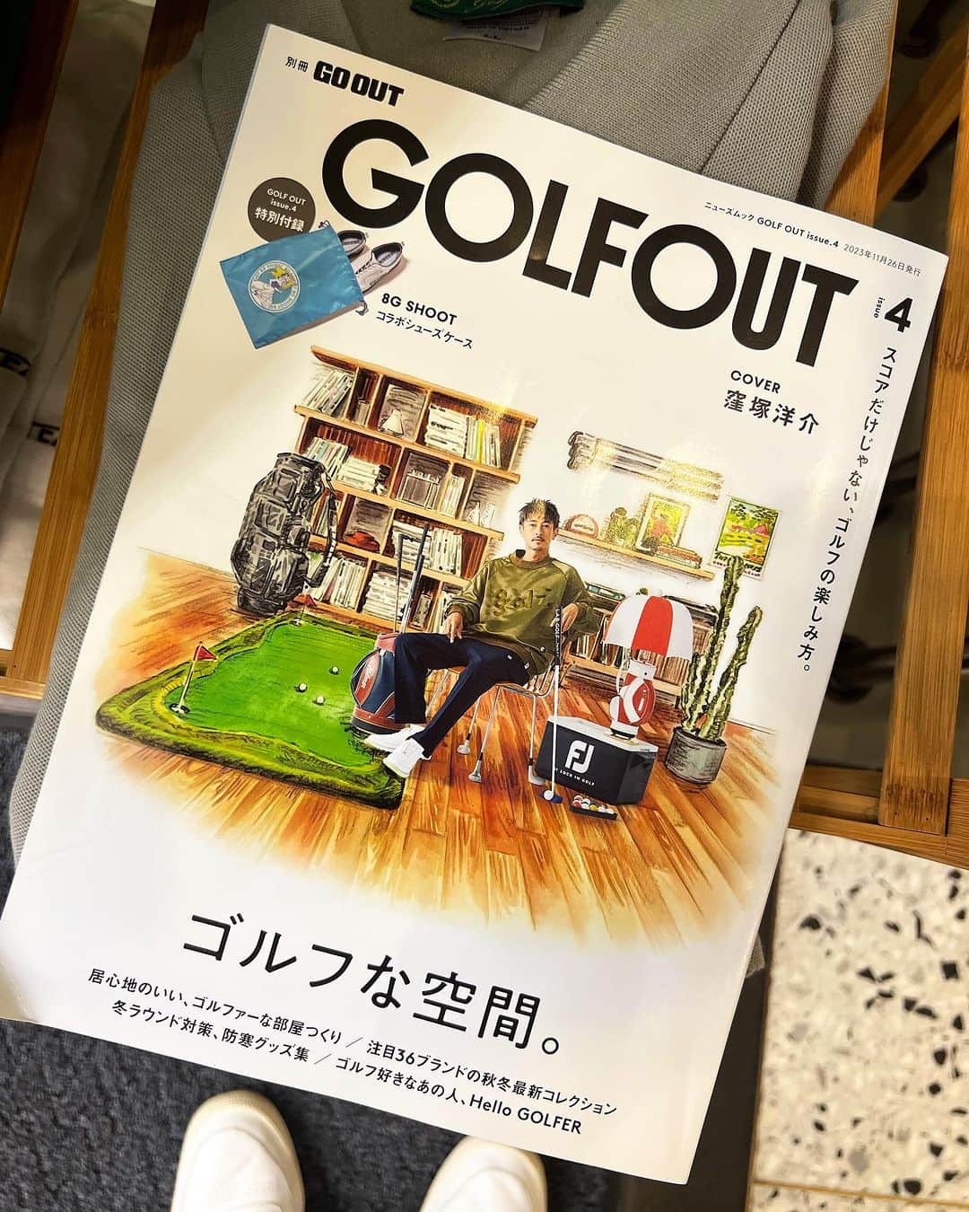 SHIGEOのインスタグラム：「ただいまコンビニでも展開中の雑誌GOLFOUTに特集いただきました🫡HELLO GOLFER!ページにて私の私物、GOLF4649 (@golf__4649 )のNEWアイテムも掲載いただいてます、是非チェックお願い致します🙇‍♂️」