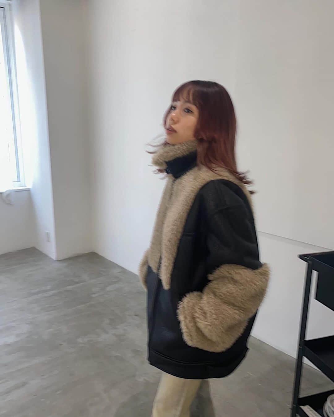 室原彩夏のインスタグラム：「ㅤㅤㅤㅤㅤㅤㅤㅤㅤㅤㅤㅤㅤ 今週はmouton2型発売します🐻 新型と定番どっちも可愛い👽🩵 ㅤㅤㅤㅤㅤㅤㅤㅤㅤㅤㅤㅤㅤ 明日お昼12:00からwebに入荷します〜✌︎ 店舗も新作沢山入ります🎀 ㅤㅤㅤㅤㅤㅤㅤㅤㅤㅤㅤㅤㅤ #LAGUAGEM」