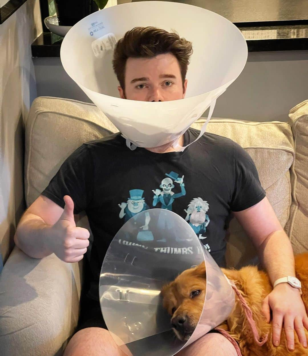 クリス・コルファーのインスタグラム：「Thanks for all the love! Cooper’s surgery went well and he’s recovering at home. 🐶❤️」