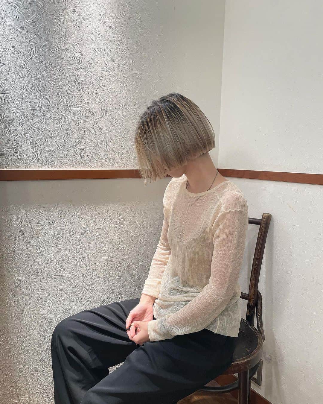 sun_platinumのインスタグラム：「おはよう御座います✨ 本日も沢山ご予約ありがとうございます❣️ 秋冬に向けて短めがまた多くなってきてます😊 是非参考にしてみてくださいねー😍 当日予約も受け付けておりますので、是非お声がけくださいませ❣️ #sun#白金台#目黒#広尾#恵比寿#プラチナ通り#拡散#ワンレン」
