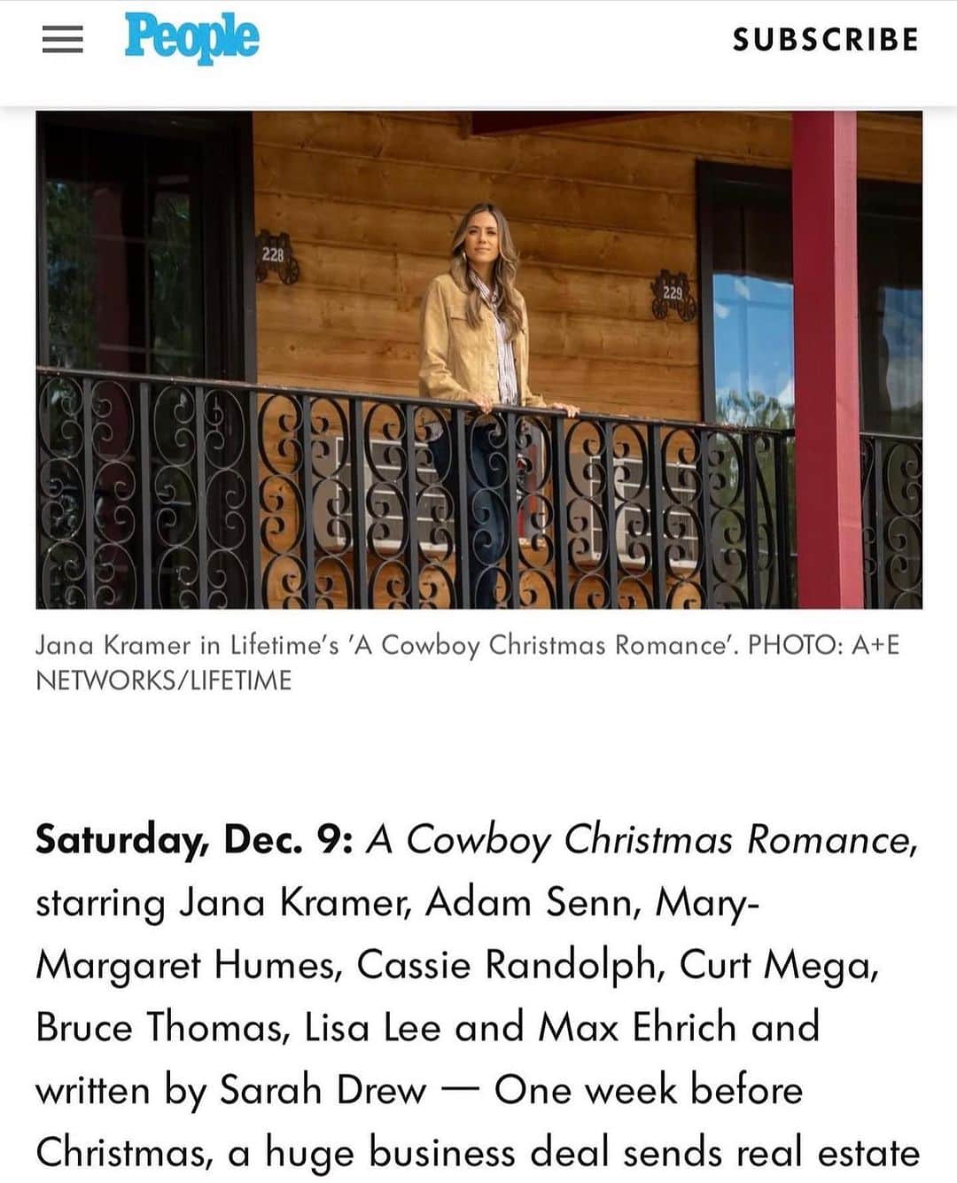 ジャナ・クレイマーのインスタグラム：「DECEMBER 9th!!!! Time to mark your calendars!!! Hands down my favorite movie to date has found a home this holiday season @lifetimetv. This movie is so unlike any holiday film that I’m actually so excited for y’all to watch it. Can’t wait to be able to share more soon. Until then…mark your calendars. This is not what you’re going to expect !!!! DECEMBER 9th!!!! @jakehelgren @ninthhousefilms @autumnfederici @mr.brucethomas @thereal_marymargarethumes @maxehrich @adamsenn @sterlingjonesy @cenlowhairmu」