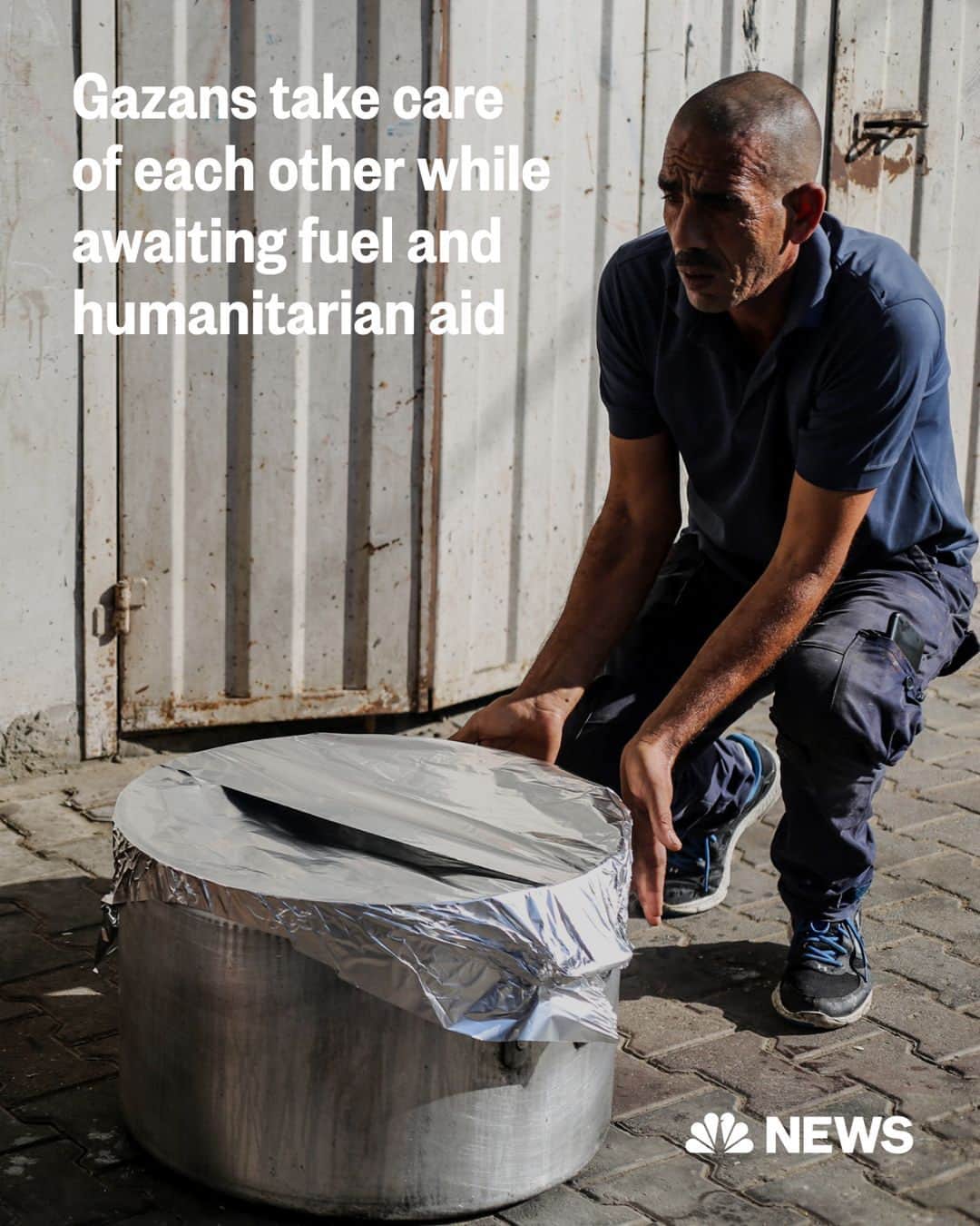NBC Newsのインスタグラム：「A cook prepares food for displaced people in Khan Yunis.   Children fill bottles with water from a mobile cistern in Rafah.  Bakery staff prepare bread packages for Palestinians queueing outside in Rafah.  Gazans are taking care of each other while awaiting fuel and humanitarian aid.   "The need is absolutely overwhelming, it's desperate, and while this sounds like a tiny start to what's needed, it's needed now, in the next few hours. It cannot wait days because more and more innocent people are going to die,” Melanie Ward, chief executive for Medical Aid for Palestinians said.   Follow live updates on the Israel-Hamas war at the link in our bio.   📷️ Mohammed Abed / AFP - Getty Images Ahmad Hasaballah / Getty Images」