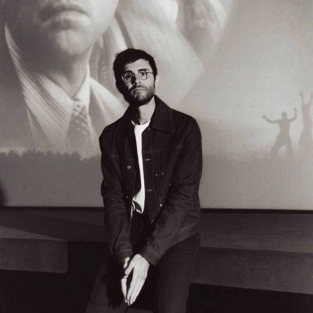 Cyprienさんのインスタグラム写真 - (CyprienInstagram)「Avant-première de Killers of The Flower Moon. Quand un film sort avec DiCaprio et De Niro et qu’il est réalisé par Scorsese, c’est un évènement alors t’es obligé de te saper. Disponible aujourd’hui en salle 🎞️ Merci @paramountpicturesfrancefr  #KillersOfTheFlowerMoon #publicité  Photo @sachaluisada Stylisme minanjah」10月19日 1時43分 - 6pri1
