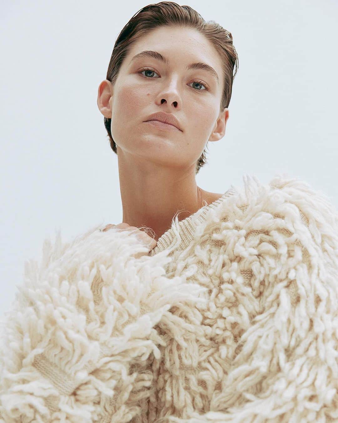 H&Mのインスタグラム：「Fluffy, embellished or silky smooth. Which texture is your favourite? #HM」