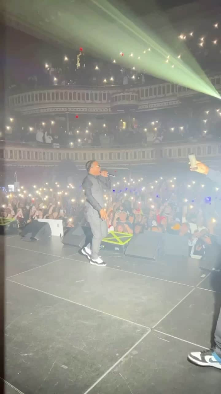 T.I.のインスタグラム：「@tip made a surprise appearance at @laflare1017 ❌ Friends last night at Tabernacle in Atlanta, u diggg‼️ #TrapMuzik20 👑   @dapartments404 out now on dapartments404.com」