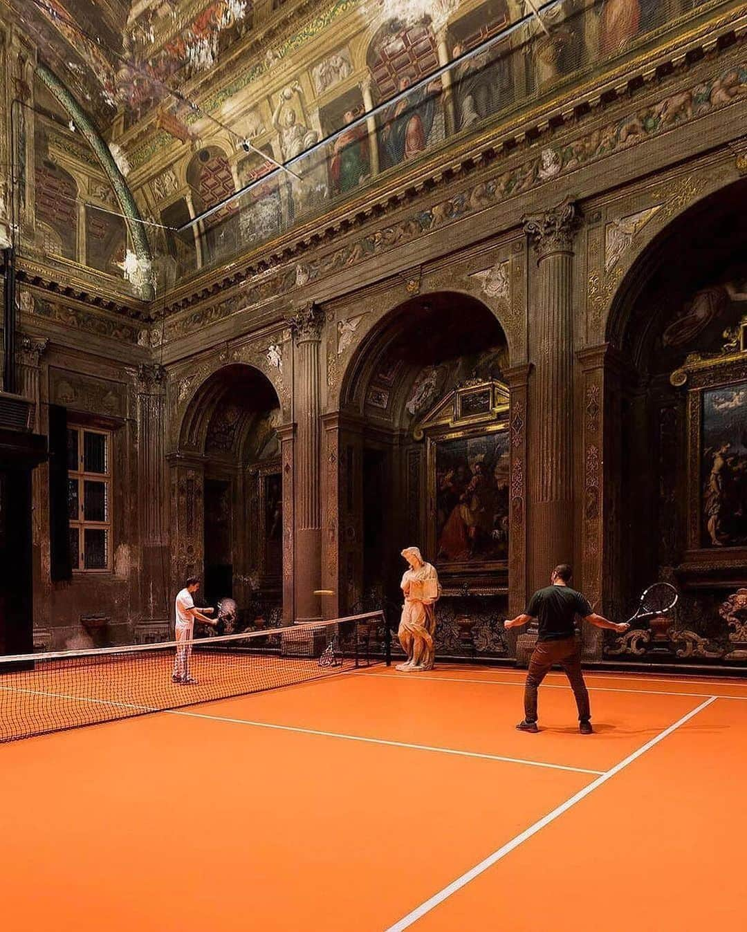 オリバーピープルズのインスタグラム：「Sacred sport. Artist, #AsadRaza explores the relationship between space and social practices by installing a clay tennis court in a deconsecrated 16th-century church. #OPInspiration」