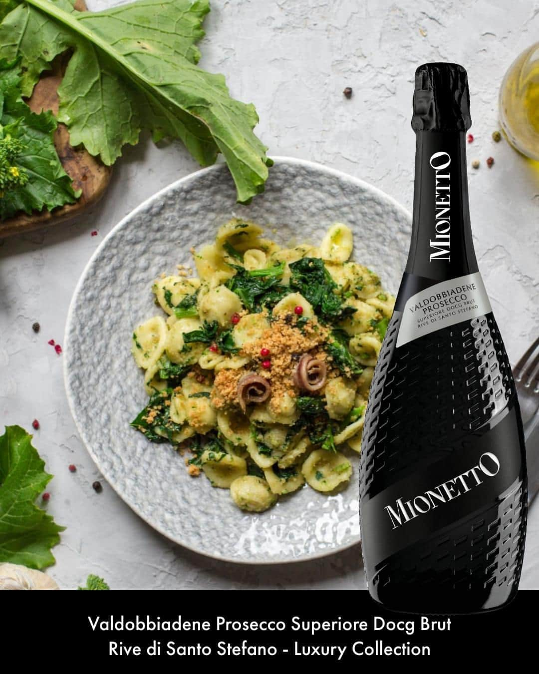 Mionetto Proseccoさんのインスタグラム写真 - (Mionetto ProseccoInstagram)「😋 Apriamo le porte ad ottobre con un piatto ricco di sapore e genuinità, da gustare con un calice del nostro esclusivo Rive di Santo Stefano Docg Luxury Collection. Prova la ricetta, la trovi nel 👉 link in bio!  😋 We open our doors in October with a dish full of flavour and authenticity, to be enjoyed with a glass of our exclusive Rive di Santo Stefano Docg Luxury Collection. Try the recipe, you can find it in the 👉 link in bio!  #mionetto #prosecco  #mionettoeshop  #mionettoprosecco  #mionettoinsieme #orangesoul  #rosewine #rosewinelovers #proseccorosé #proseccolover #proseccotime #proseccosuperiore #proseccohills #collinedelprosecco  Bevi Mionetto responsabilmente⁣⁣⁣⁣ Enjoy Mionetto responsibly」10月19日 2時20分 - mionetto_prosecco