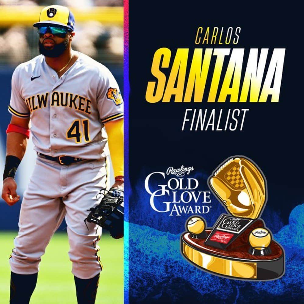 ミルウォーキー・ブルワーズさんのインスタグラム写真 - (ミルウォーキー・ブルワーズInstagram)「1B on 🔒⬇️  Carlos Santana is a finalist for the NL Gold Glove Award at 1B!」10月19日 2時30分 - brewers