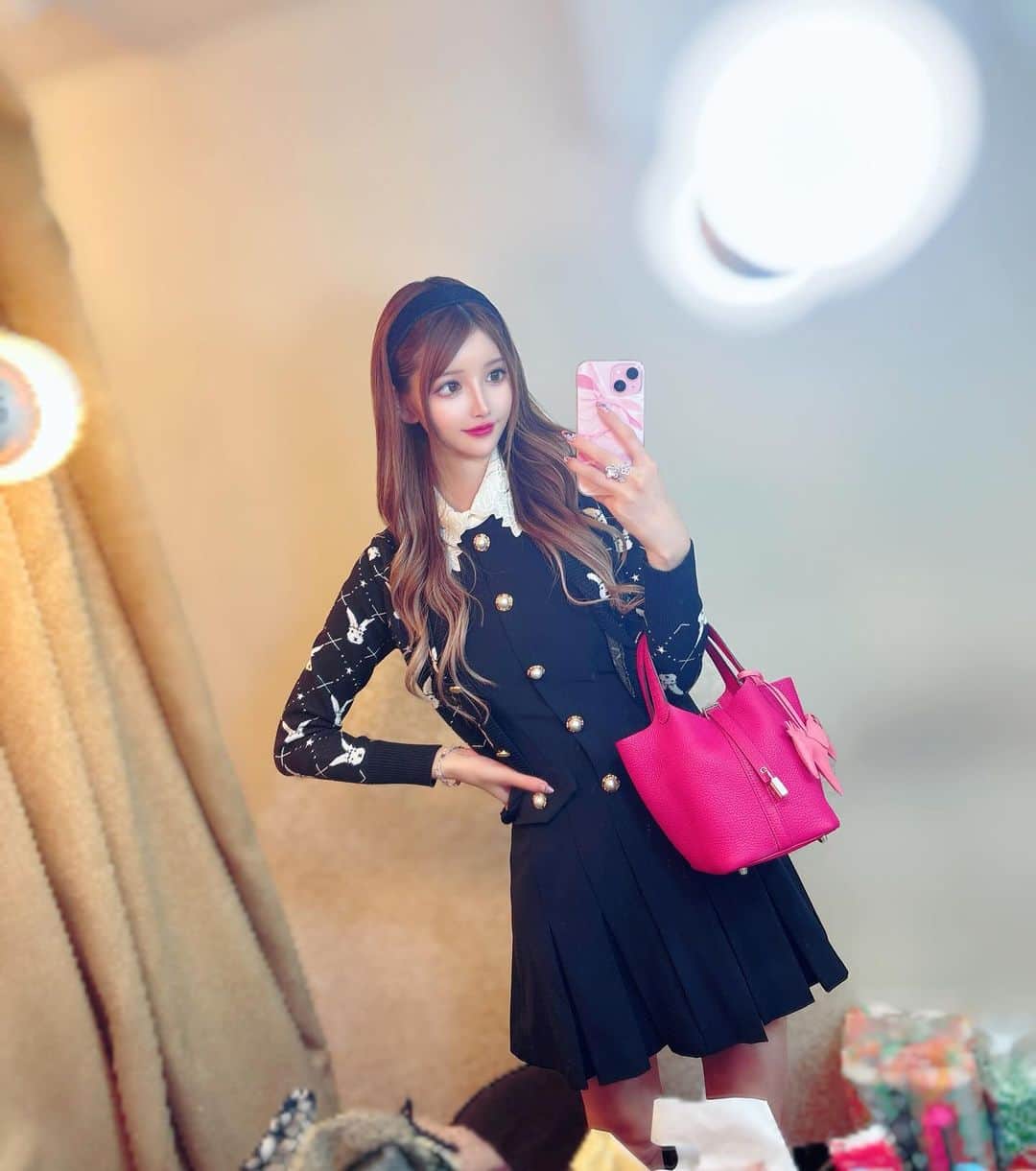 のインスタグラム：「🩵🩷🩵」