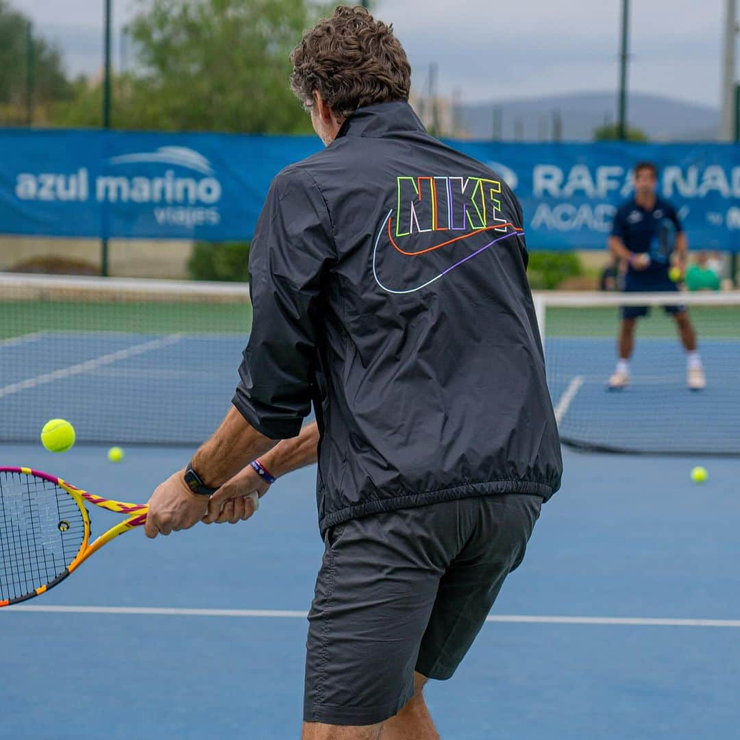 パウ・ガソルさんのインスタグラム写真 - (パウ・ガソルInstagram)「Game, Set & Match... @paugasol! VAMOS‼️  👏🏻 He is talented, passionate and shares our values! We have a new player in the @rafanadalacademy! 😉」10月19日 2時42分 - paugasol