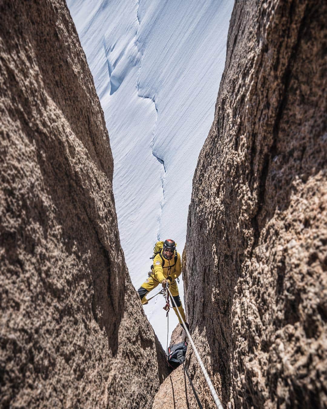 ジミー・チンのインスタグラム：「Morning commute w my best bud @conrad_anker. Climbing with Conrad will never get old...and apparently neither will he.  Ulvetanna, Queen Maud Land, Antarctica.   @thenorthface」