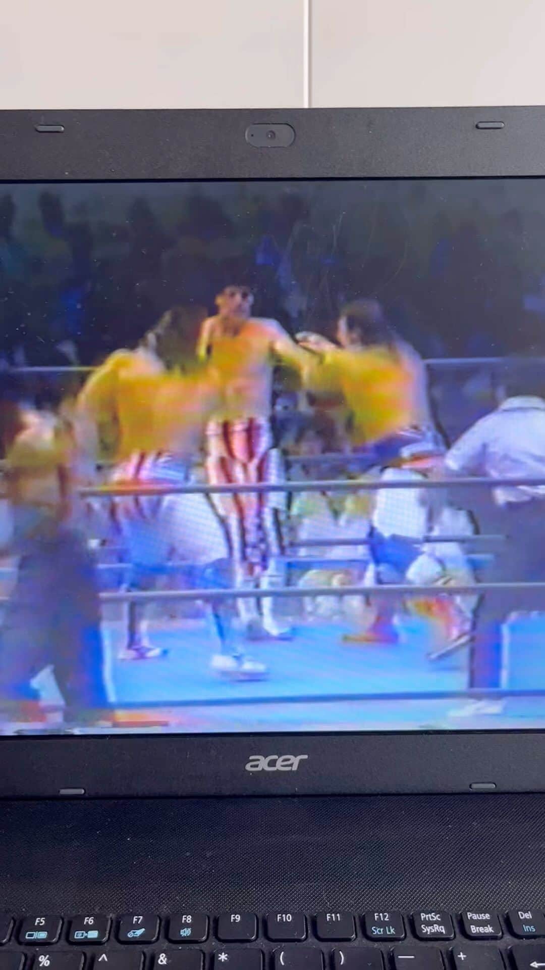 デイビーボーイ・スミス・ジュニアのインスタグラム：「Ouch 🤕」