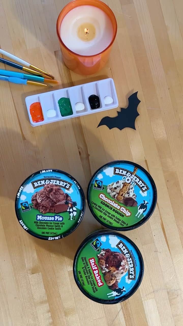 Ben & Jerry'sのインスタグラム：「The ghost painting trend, but make it ice cream. #benandjerrys #icecream #ghostpainting #spooky #halloween」