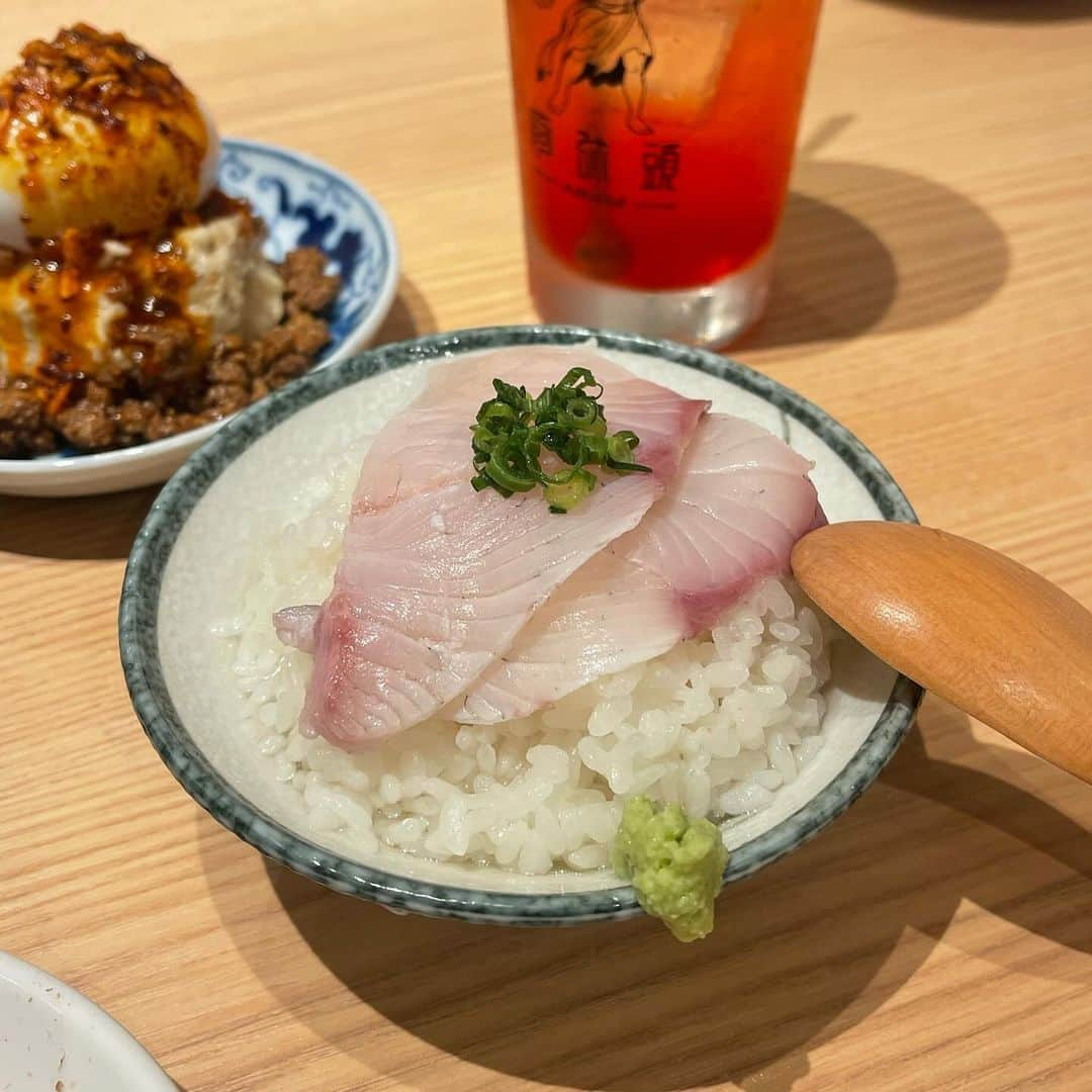 しみずくるみさんのインスタグラム写真 - (しみずくるみInstagram)「@amuse_nakameguro 🍚🩵 料理もお酒もとっても美味しい居酒屋さん🫶🏻店内もおしゃれで可愛かったよ✨是非行ってみてね🚶‍♀️ #PR #中目黒グルメ #中目黒」10月19日 10時39分 - __s.k0328