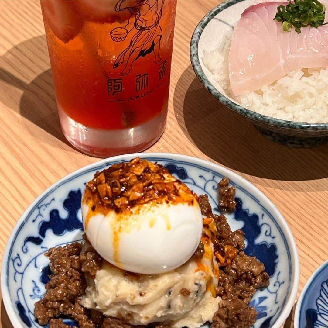 しみずくるみさんのインスタグラム写真 - (しみずくるみInstagram)「@amuse_nakameguro 🍚🩵 料理もお酒もとっても美味しい居酒屋さん🫶🏻店内もおしゃれで可愛かったよ✨是非行ってみてね🚶‍♀️ #PR #中目黒グルメ #中目黒」10月19日 10時39分 - __s.k0328