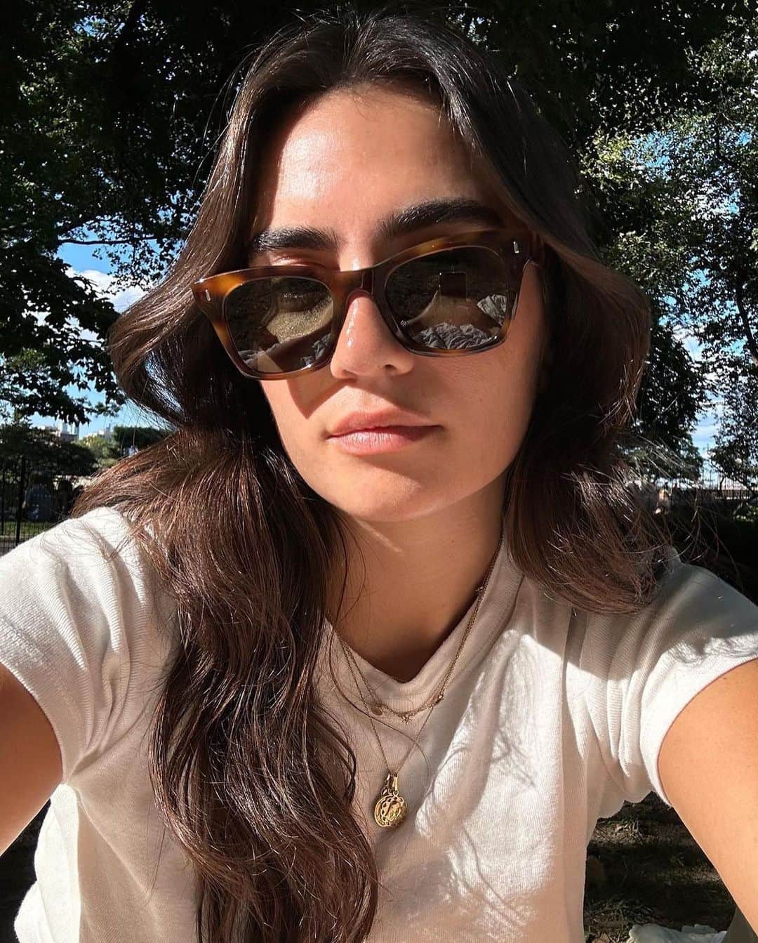 Warby Parkerのインスタグラム：「Sunglasses season is 365 days a year. Don’t let anyone tell you differently 😎 @stefanie.taylor」