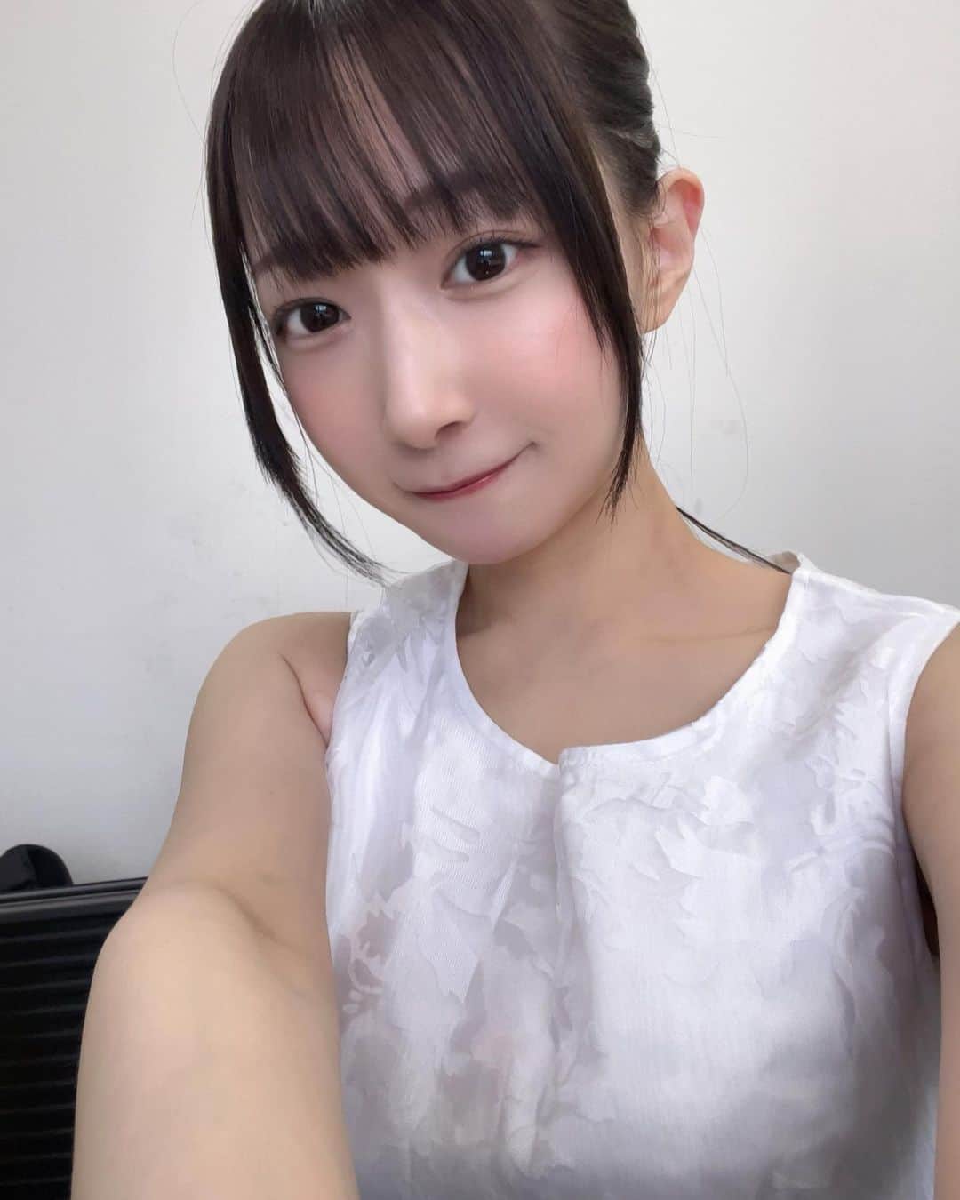 のインスタグラム：「おはよう🫶  #japanesegirl #japanesemodel #gravure #gravureidol #グラビア #グラビアアイドル #idol #ビジョビ #偶像 #我的 #自拍 #粉我 #性感的 #模特 #約拍 #我的最愛 #正妹 #그라비아　#bikinimodel #bikinigirl #asiangirls #asianbeauty #巨乳 #水着 #ビキニ」