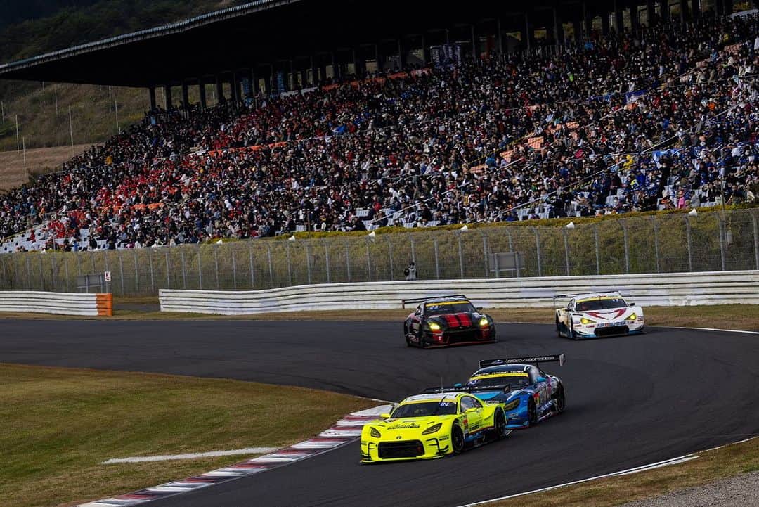 織戸学さんのインスタグラム写真 - (織戸学Instagram)「2023 superGT  autopolis  今回も多くの応援有り難う御座いました。  三重からも 多くの応援 有り難う御座いました。  早いもので もう残るは最終戦  思い切り  今回の レースも 500も 300も  素晴らしいレース  優勝された teamの関係者の皆様  おめでとう御座います。  #maxorido  #GRGarageSuzukaカローラ三重 #トヨタカローラ三重 #GRGarage四日市 #gr86 #toyota #apr #supergt #yokohama #advan #rays #maxorido #織戸学 @gr_garage_yokkaichi  @grgaragesuzukacorollamie  @apr  #supergt #supergt2023」10月19日 8時34分 - maxorido