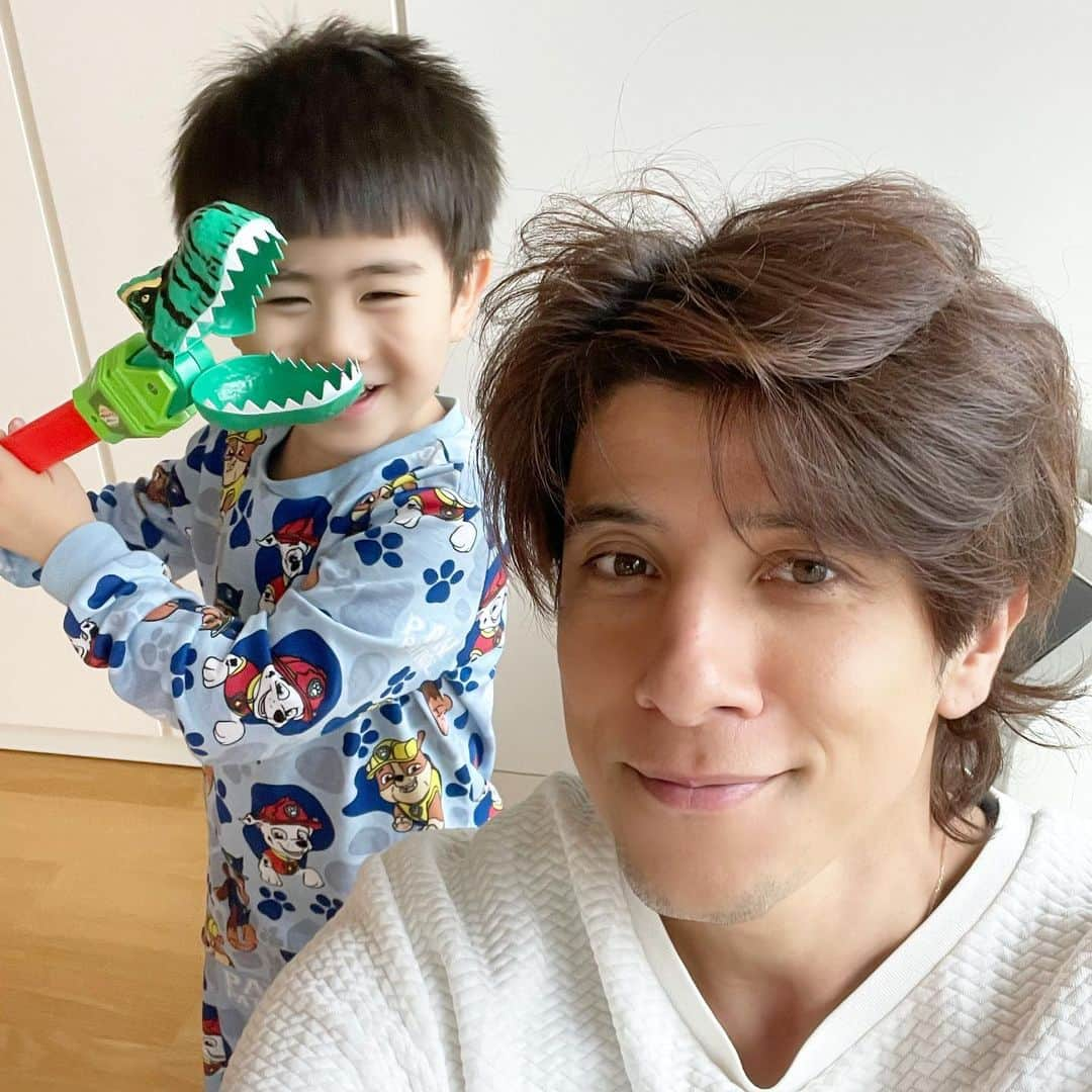 城田純さんのインスタグラム写真 - (城田純Instagram)「最近の僕の 遊び友達の太郎くんです👦」10月19日 8時47分 - junbopeace