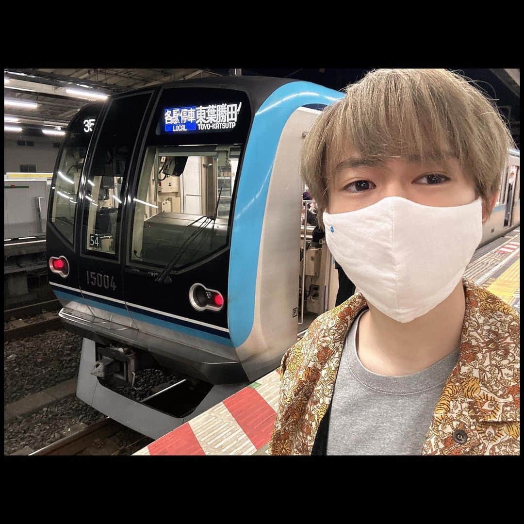 伊藤壮吾のインスタグラム：「#今日の鉄道 1204番線 今日、発表されました。 来年5/11と5/12、南砂町駅線路切替工事。 東陽町〜西葛西で終日運休です。」