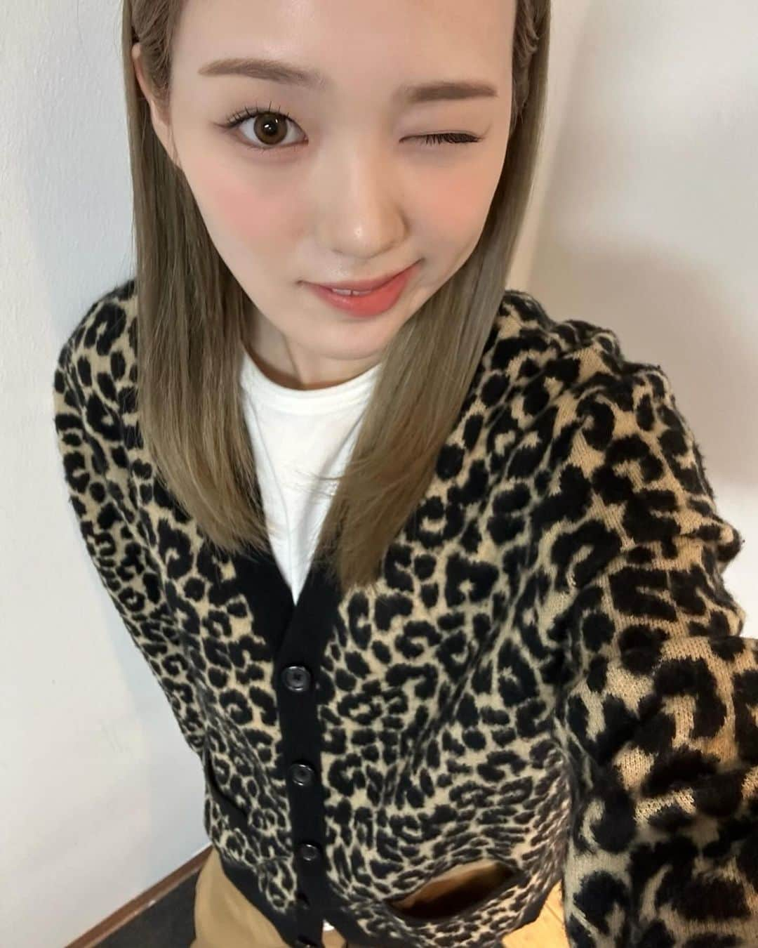 NiziUさんのインスタグラム写真 - (NiziUInstagram)「🐆🐆🐆  ガオー  #🐣」10月19日 18時27分 - niziu_artist_official