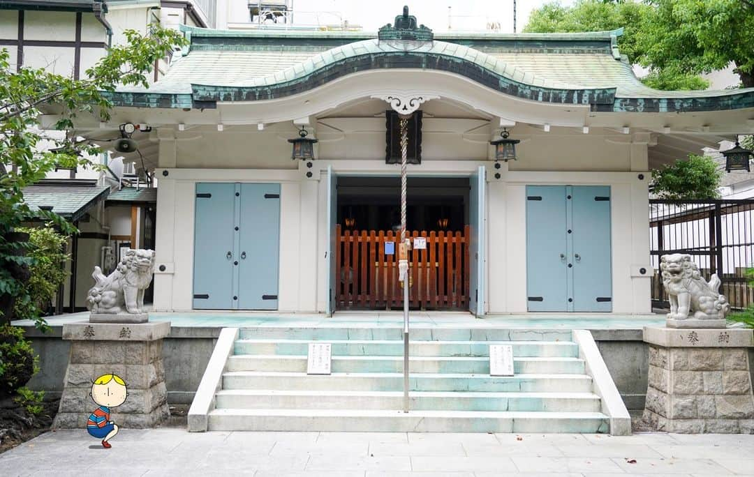 Osaka Bob（大阪観光局公式キャラクター）のインスタグラム：「Mitsu Hachimangu Shrine ⛩️ captivates visitors with monthly changing goshuin (seals stamped for visitors to shrines/temples) and adorable pet ema (votive plaques)🐶  御津八幡宮 ⛩️は、月毎に変わる御朱印や可愛いペット絵馬で訪れる人を魅了するで✨  —————————————————————  #maido #withOsakaBob #OSAKA #osakatrip #japan #nihon #OsakaJapan #大坂 #오사카 #大阪 #Оsака #Осака #โอซาก้า #大阪観光 #sightseeing #Osakatravel #Osakajepang #traveljepang #osakatravel #osakatrip#御津八幡宮」