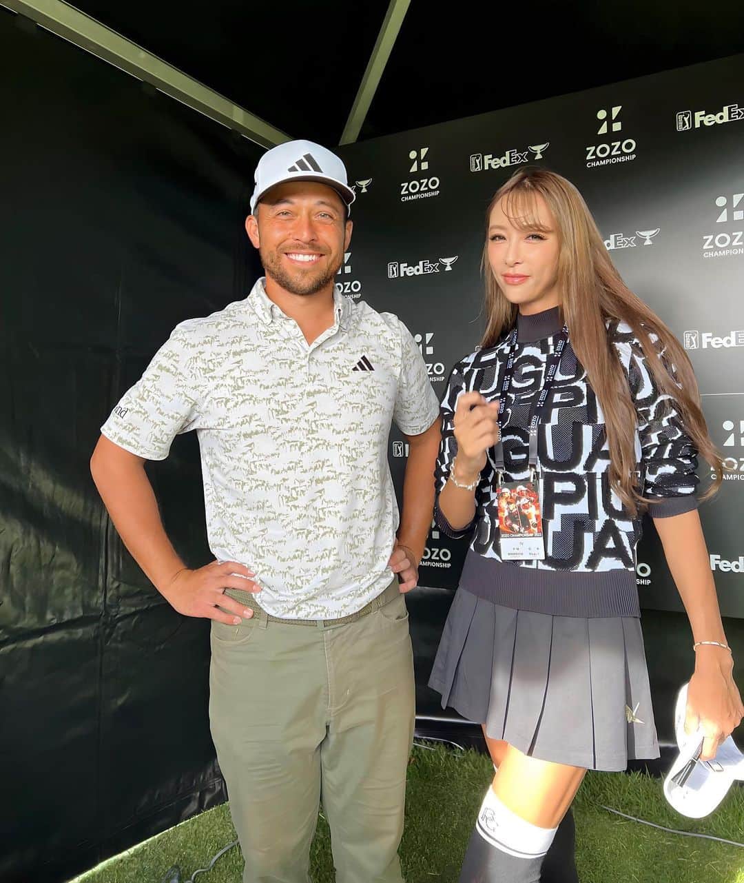 GENKINGのインスタグラム：「ZOZO CHAMPIONSHIP  DAY1 I had a chance to interview @xanderschauffele 🎙️ You're a really kind and gentle person✨ Hopefully tomorrow will be a great day⛳️🔥  PGAのスーパースターのザンダー・シャウフェレ選手にインタビューをさせてもらえたのですが、すごく優しくて紳士的で優しかったです😆✨ 大会初日も凄く盛り上がっていたので、会場に来れない方もTV朝日を見て応援しましょ📺⛳️✨  放送日時 * テレビ朝日・BS朝日で放送 * 第1日 10月19日（木） ひる12:00～午後1:55　BS朝日 * 第2日 10月20日（金） ひる12:00～午後1:55　BS朝日 * 第3日 10月21日（土） ひる12:30～午後1:30　BS朝日 午後1:30～午後4:00　テレビ朝日系列地上波 * 最終日 10月22日（日） 午前10:00～11:45　テレビ朝日系列地上波 ひる12:00～午後1:55　BS朝日 午後1:55～4:00　テレビ朝日系列地上波 午後4:00～4:55　BS朝日　※最大延長 午後5:30  ↓放送日程はこちら↓ https://www.tv-asahi.co.jp/zozo_championship/onair/  #zozochampionship  #zozochampionship2023」