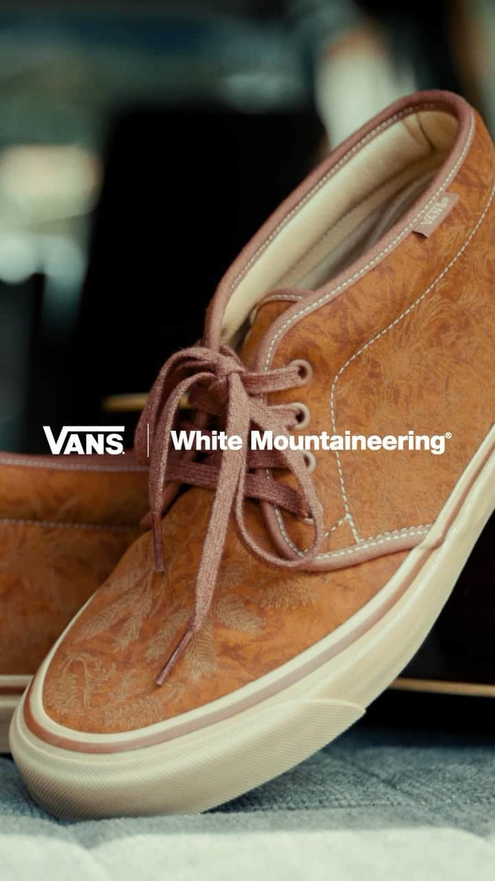 ホワイトマウンテニアリングのインスタグラム：「_ White Mountaineering × VANS Release on October 28th（Sat）  コラボレーション第2弾は、"CHUKKA 49 DX"と"SK8 LOW"をチョイスし、ヌバック素材にオリジナルの植物柄プリントを施した。CHUKKA 49 DXには、プリント柄の上からさらにレーザー加工で同柄モチーフを追加し、立体感のある特別仕様に仕上げた。 10月28日（土）より、White Mountaineering直営店及び、全国のお取り扱い店舗にて発売スタート。  #whitemountaineering_VANS #whitemountaineering #VANS #vanschukka49dx #vanssk8low」