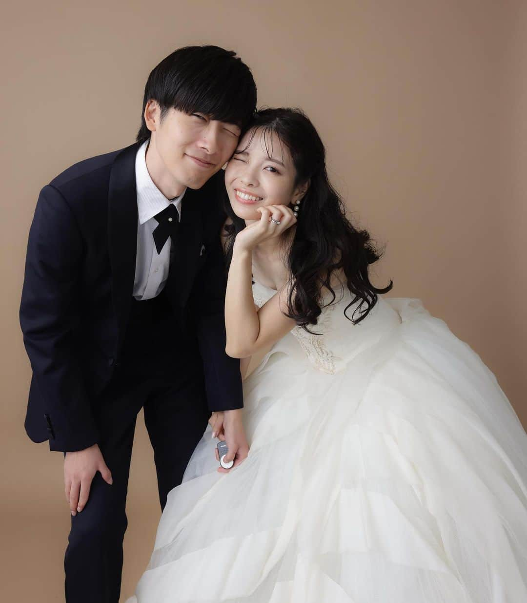 yuudaiのインスタグラム：「@nouvelle.self  ウェディングセルフフォト👰‍♀️🤵‍♂️👰‍♂️🤵‍♀️ 現在準備中ですのでチェックしておいてください🙌🏻✨」