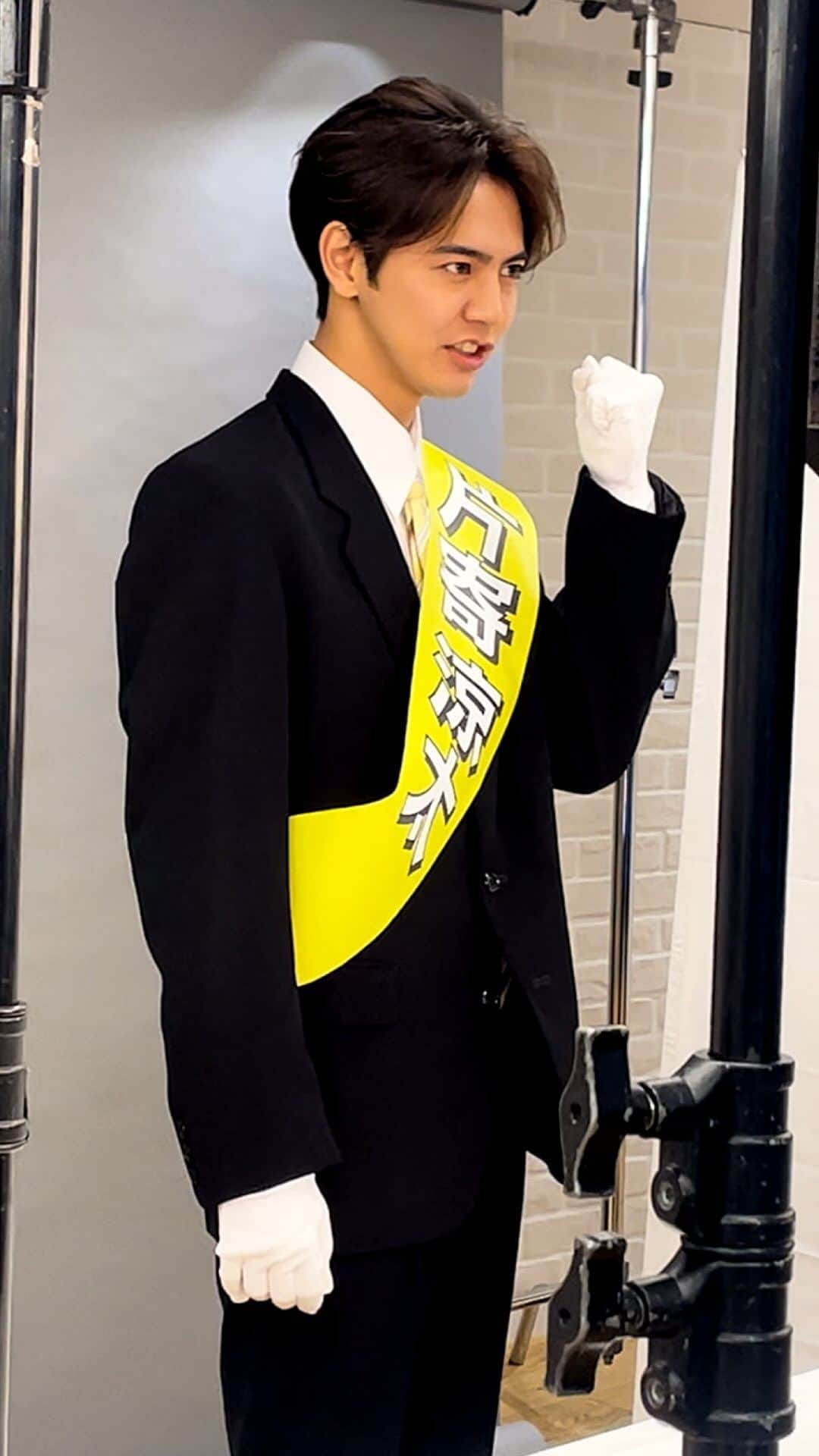 GENERATIONS高校TVのインスタグラム：「【GENE高2学期🏫10月28日(土)よる9時スタート‼︎】迫力の演説⁉︎表情がハードめな片寄涼太🐶  #gene高 #ジェネ高 #generations高校tv #gene #generations #ジェネ #ジェネレーションズ #generationsfromexiletribe #ldh #白濱亜嵐 #片寄涼太 #数原龍友 #小森隼 #佐野玲於 #関口メンディー #中務裕太」