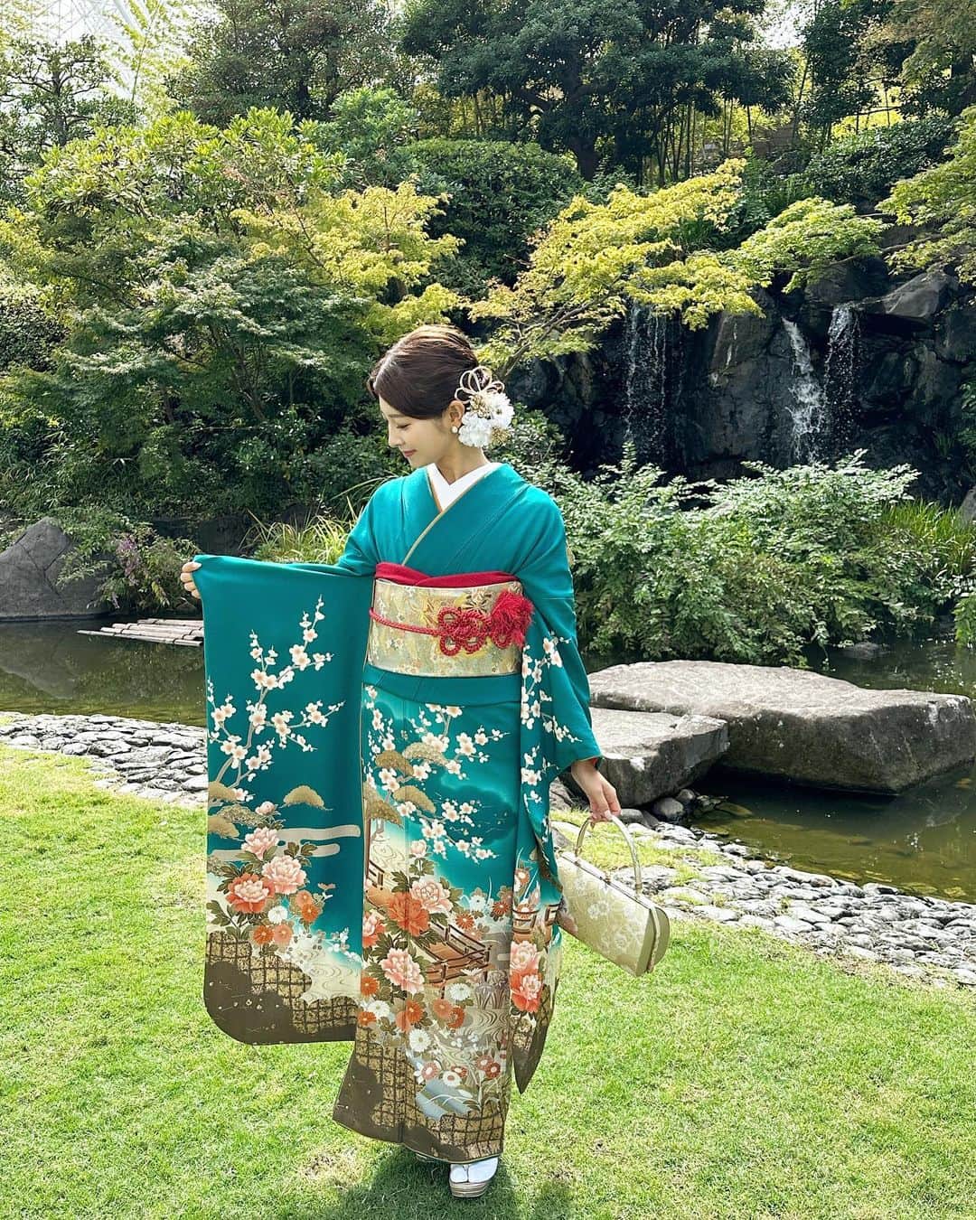 岸本沙季さんのインスタグラム写真 - (岸本沙季Instagram)「結納式の時のお写真。人生最後の振袖と思うと少し寂しいような🫧  #結納#振袖#振袖ヘア」10月19日 19時19分 - saki__kishimoto