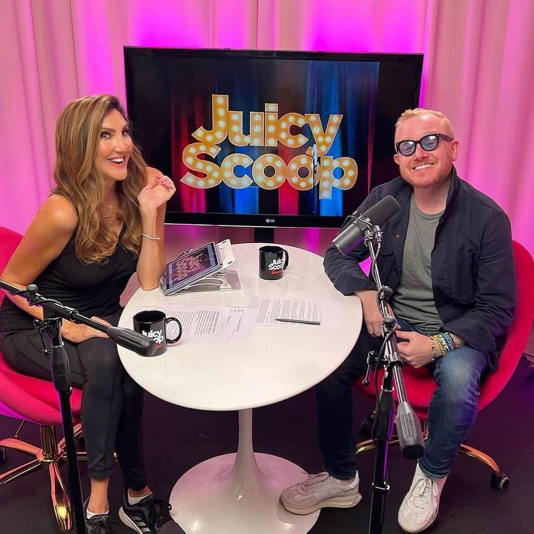 ヘザー・マクドナルドさんのインスタグラム写真 - (ヘザー・マクドナルドInstagram)「New #juicyscoop with Ms. Pat, Britney, Justin Timberlake and Brad Wollack   Comedian Brad Wollack is here to discuss Britney Spears’ book and what her bombshells will mean for Justin Timberlake.  Sophia Bush is our latest late in life lesbian. Jada and Will’s kids feel badly for their dad. Then the hilarious comedienne, Actress and TV Judge, Ms.Pat joins me.  She shares her incredible life story which is so both inspiring and hilarious.  Ms. Pat gave birth at 14 years old. Her struggles as a single teen mother led her to selling drugs to provide for her two children.  She later took care of her sister and her niece’s children as well, all while raising her own and performing stand up comedy. She shares the difficulty she had getting her TV show picked up and how God played a role in ending her family curse. Enjoy. @comediennemspat @bradwollack #britneyspears #justintimberlake #jadapinkettsmith #willsmith #mspat #juicyscoop #heathermcdonald #standupcomedy #sophisbush #lateinlifelesbian #bet @bet #natalieholloway」10月19日 19時29分 - heathermcdonald