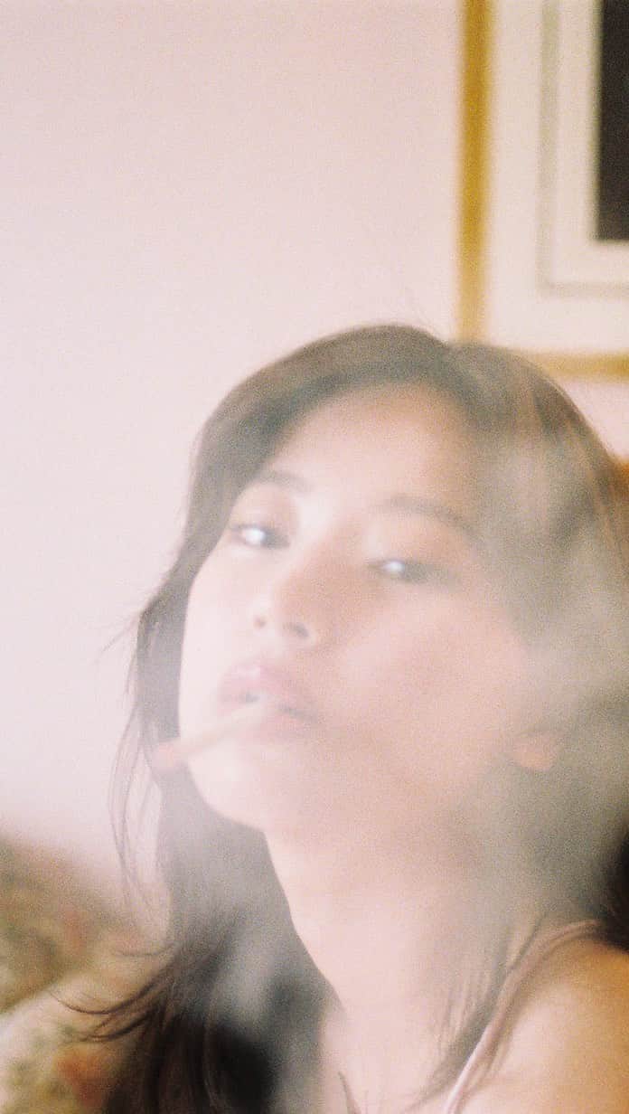 中尾有伽のインスタグラム：「写真展・写真集「回生」インスタライブ②」