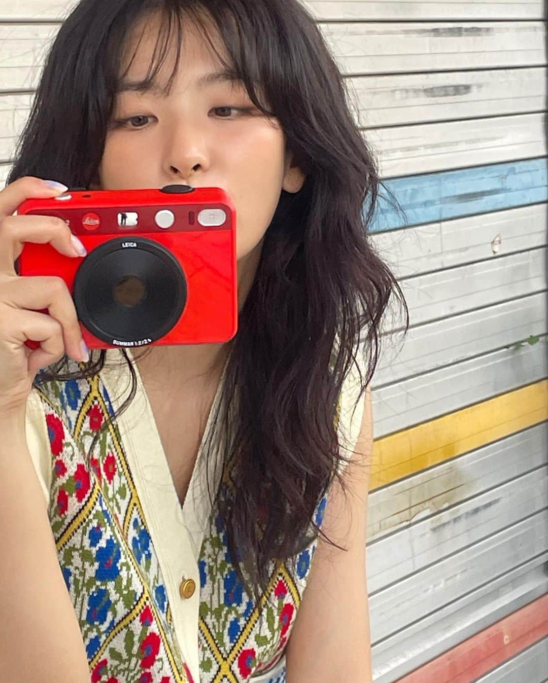 スルギさんのインスタグラム写真 - (スルギInstagram)「여름 끝자락에📸  @leica_kr ❤️」10月19日 19時49分 - hi_sseulgi